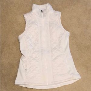 Athleta - fitted vest - white